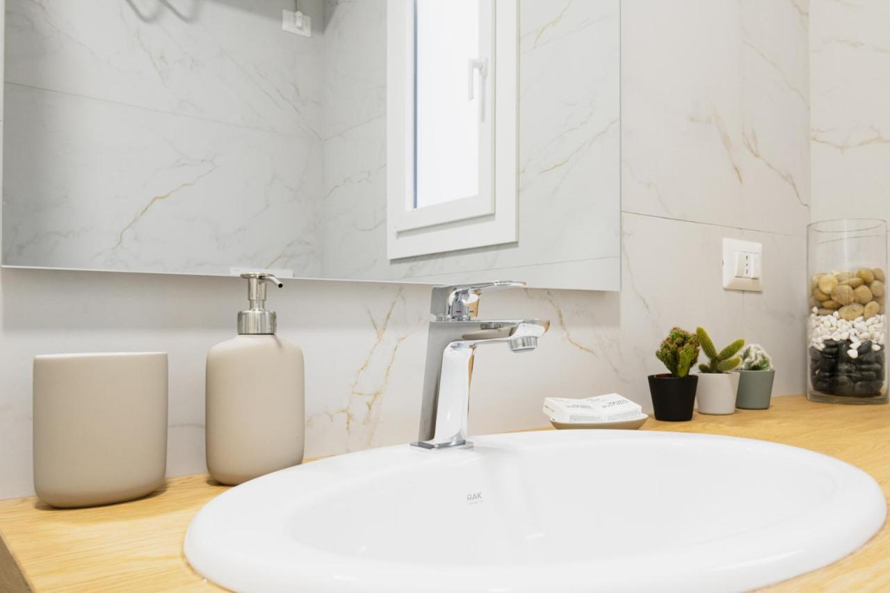 Easylife - Oasi Chic Pochi Passi Dai Navigli Appartement Milaan Buitenkant foto